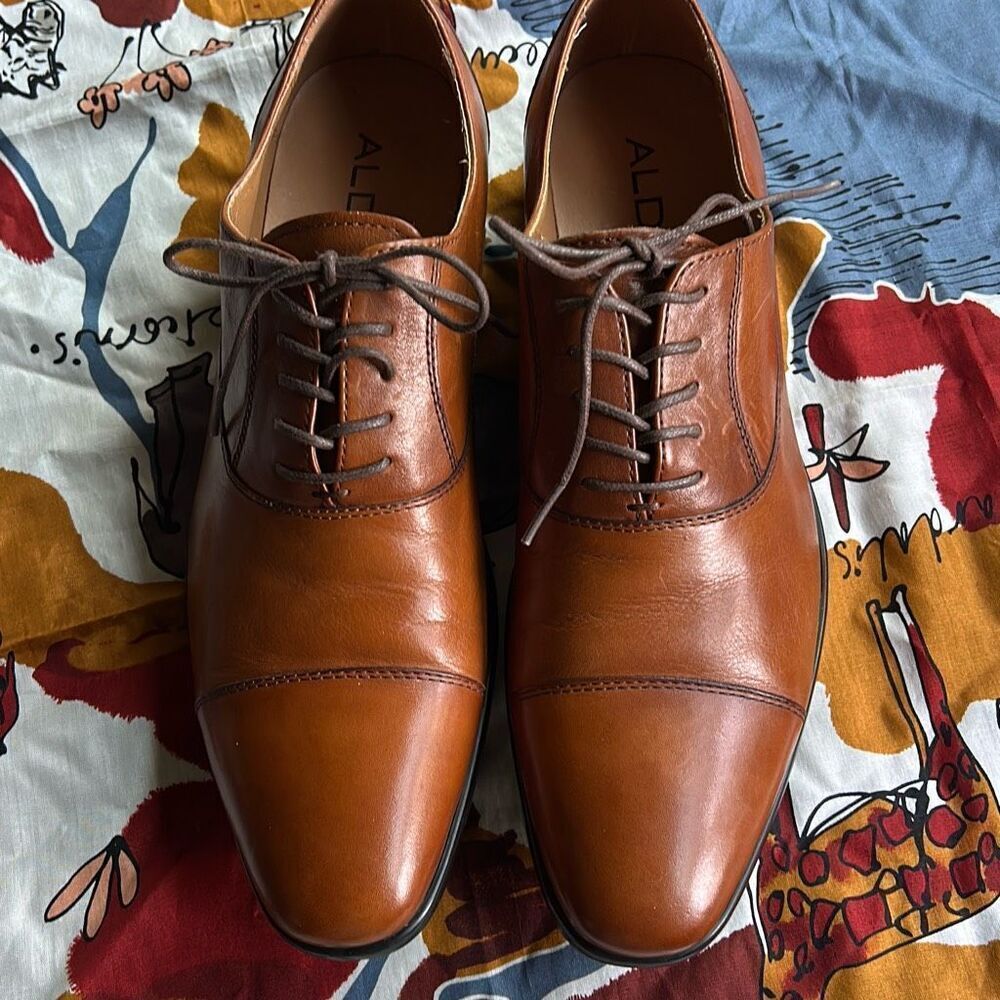 Aldo Men’s 9.5 Almond Shaped Toe Tan Oxford Dress Shoes Lace Up
